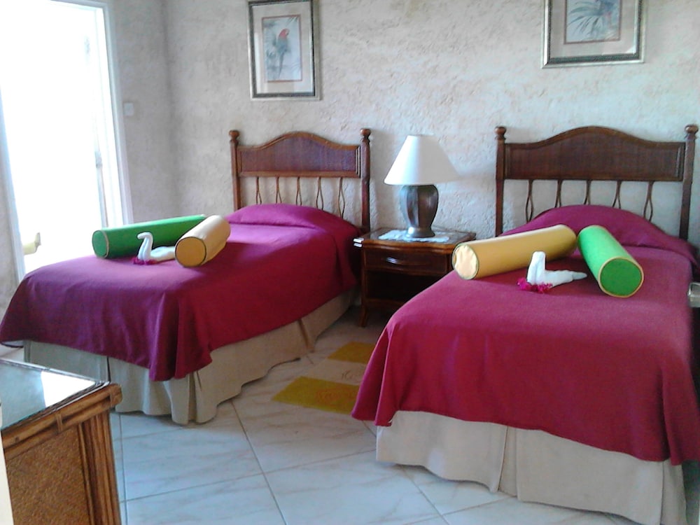 Exclusive Villa, 4 Bedrooms, Ensuite, Beach View photo 2