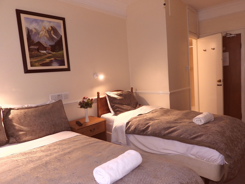 Standard Triple Room photo 2