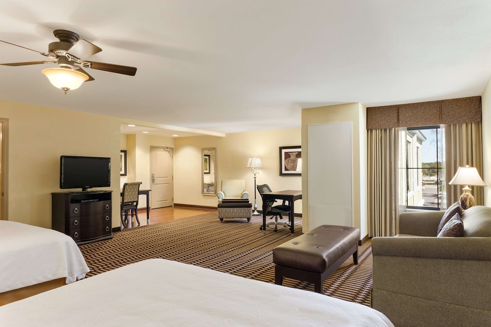 Studio Suite, 2 Queen Beds, Non Smoking - Photo 2