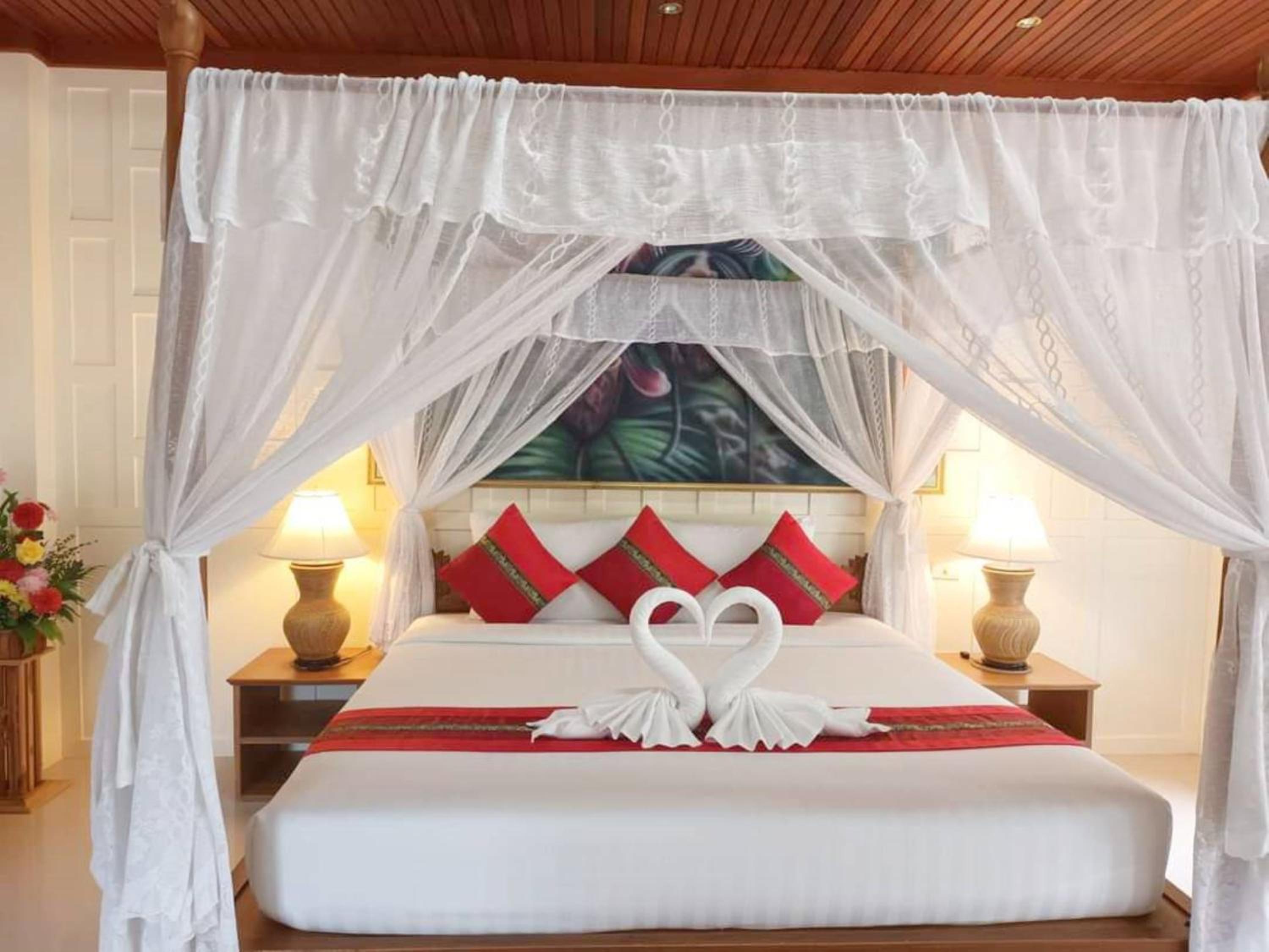 Beachfront Bungalow photo 2