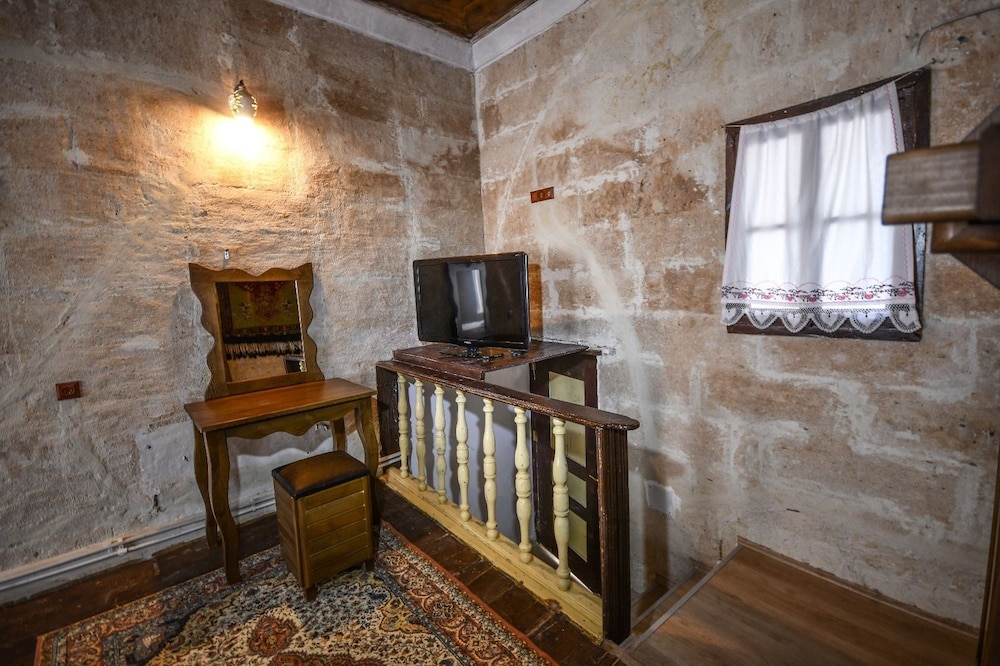 Superior Stone Room photo 3