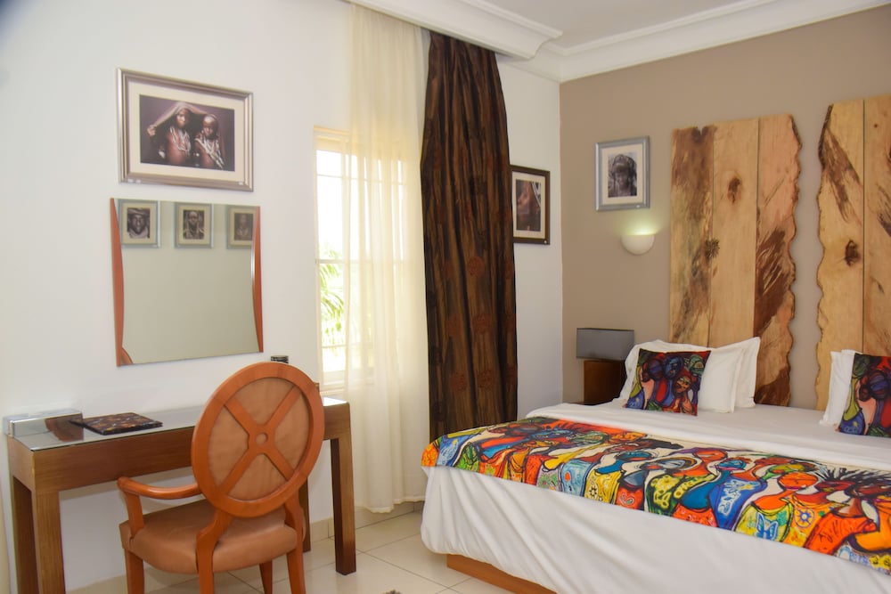 Superior Apartment, 1 King Bed, Non Smoking photo 2