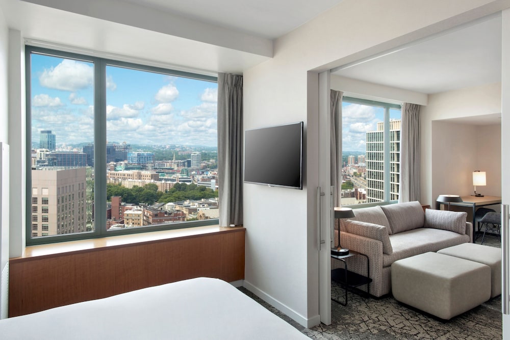 Junior Suite, 1 Double Bed thumbnail 6