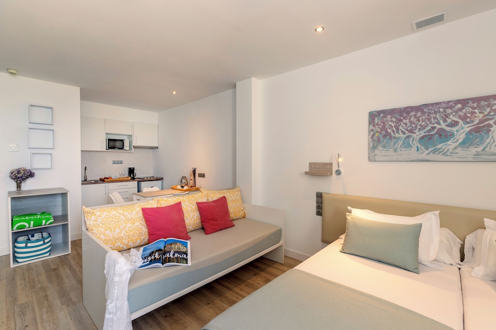 Superior Penthouse, Sea View - Photo 4