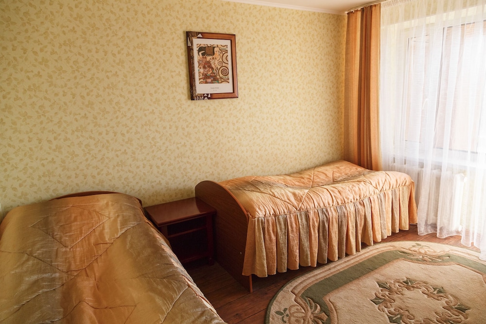 Standard Twin Room photo 2