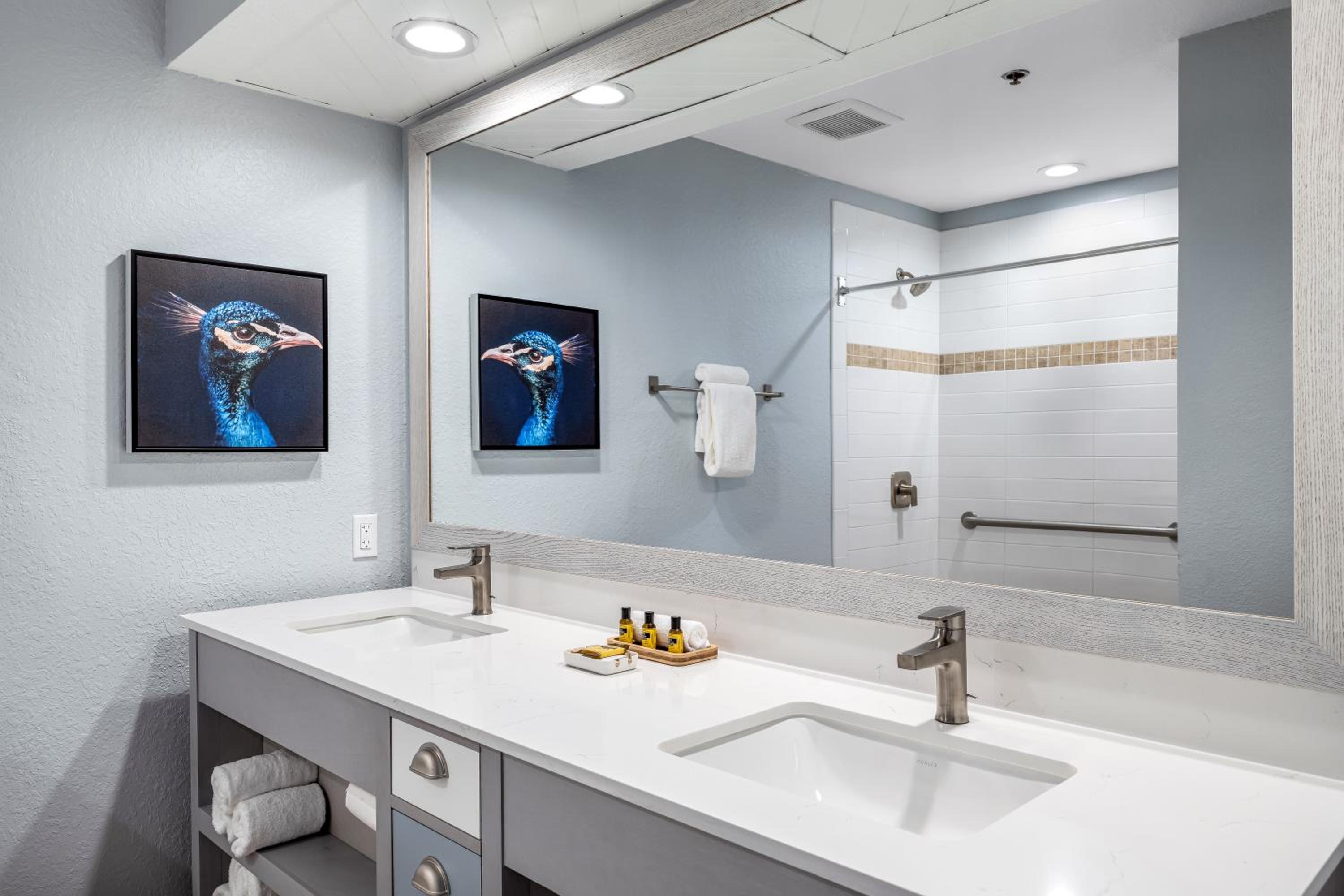 Queen Suite photo 2