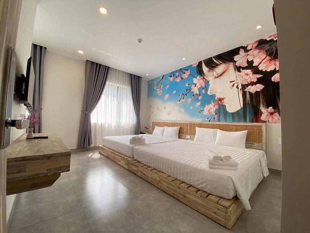 Family Room - Photo 8