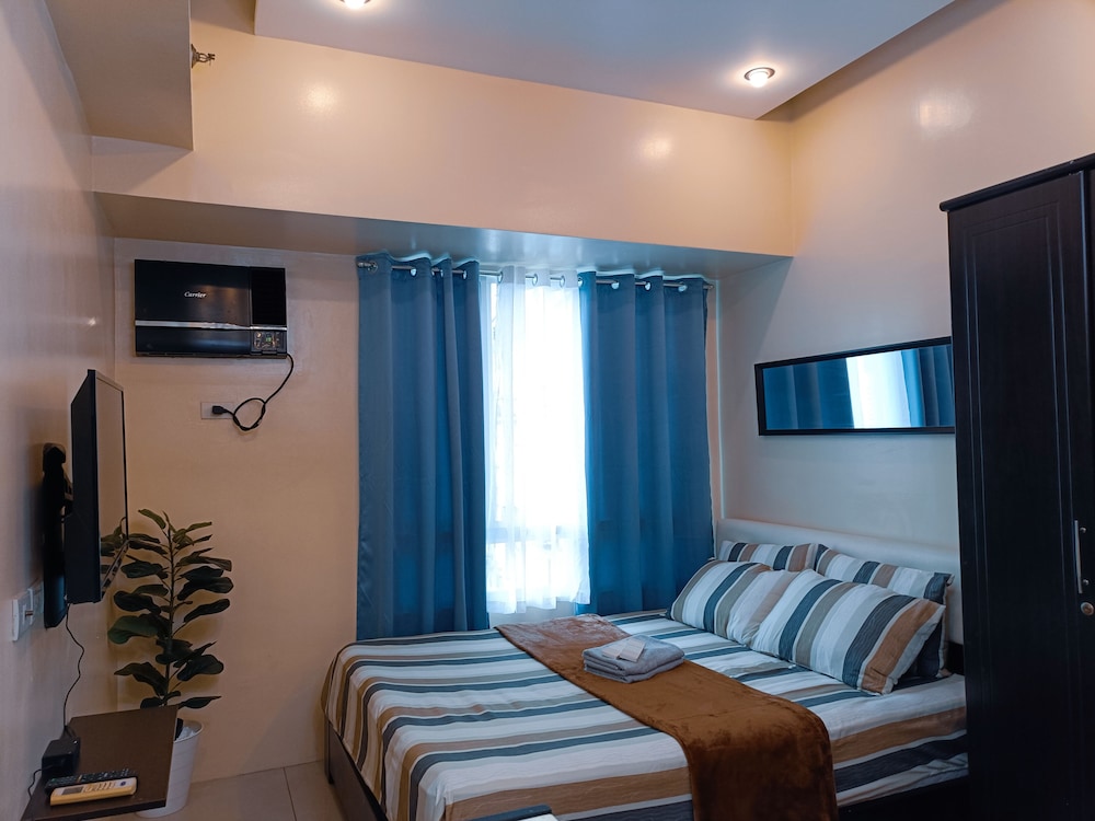 Classic Studio Suite, 1 Queen Bed photo 1
