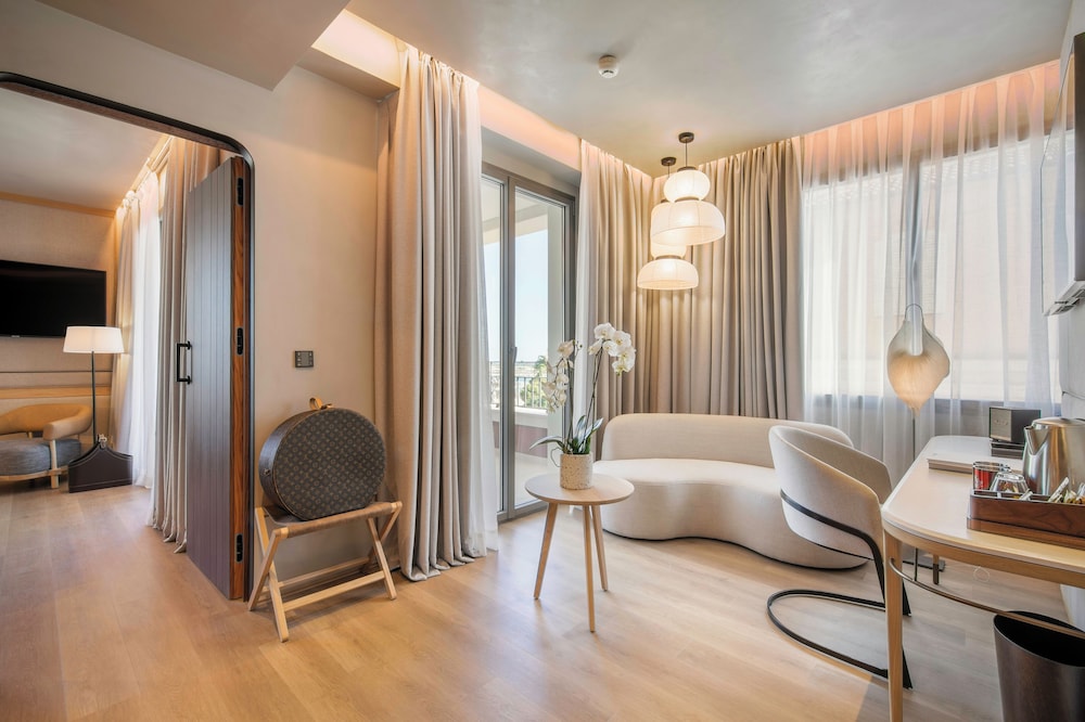 Junior Suite (Single Use TERRACE MARINA) thumbnail 5