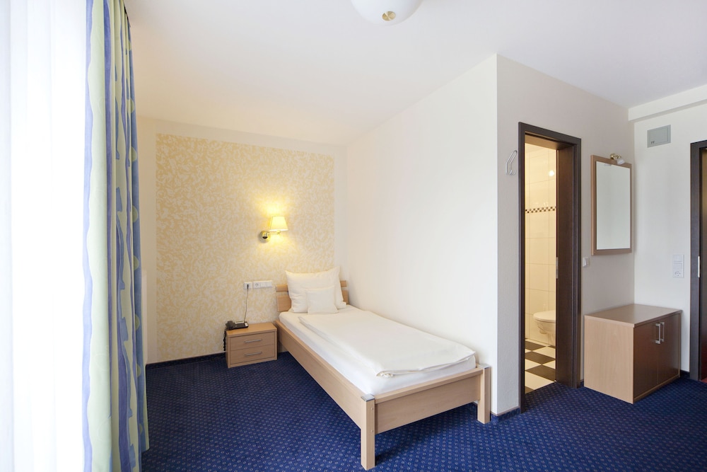 Standard Single Room photo 3