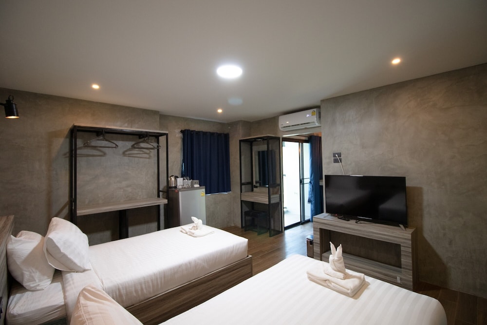 Superior Twin Room - Photo 4