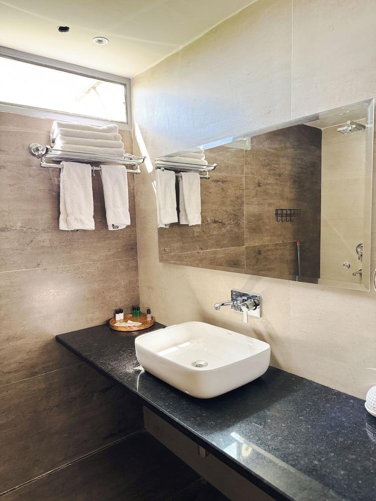 Exclusive House, Mountain View photo 3