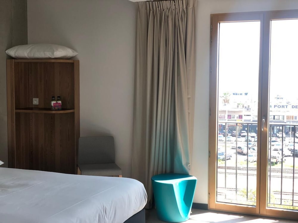 Standard Room, Multiple Beds (Gulf view)