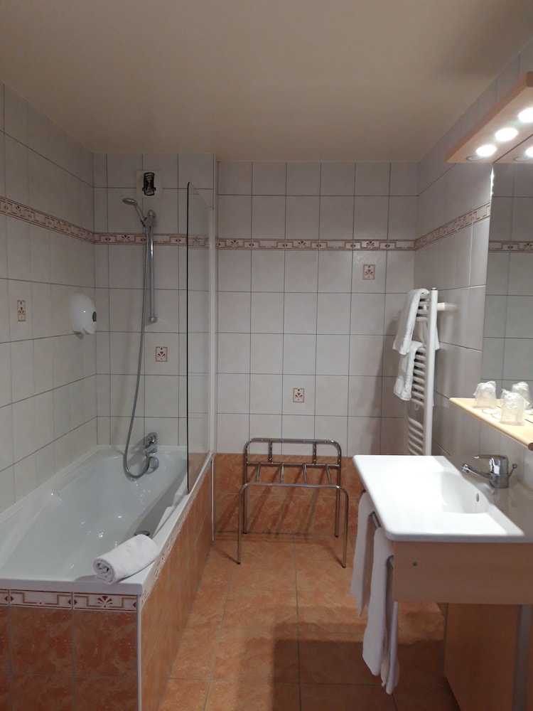 Superior Twin Room - Photo 3