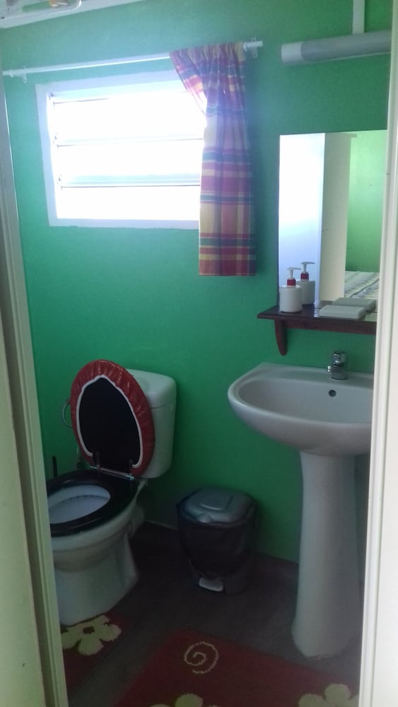 Economy Double Room - air-conditioned room - Photo 9