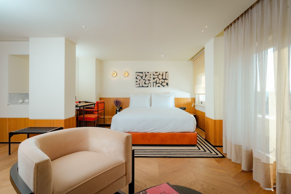 Family Room, Balcony, Sea View photo 3