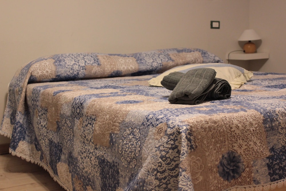 Double Or Twin Room, Private Bathroom photo 3