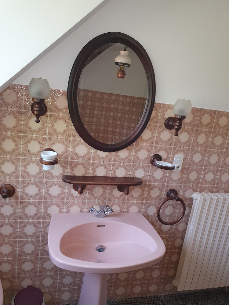 Standard Double Room, 1 Double Bed, Private Bathroom photo 3
