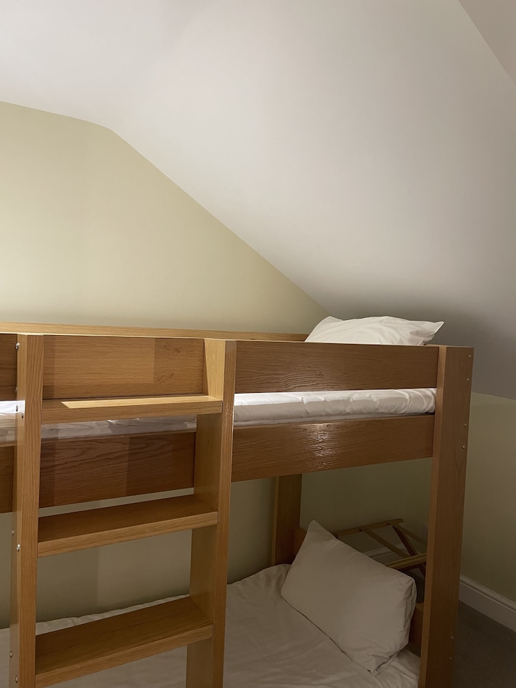 Family Room - Photo 4