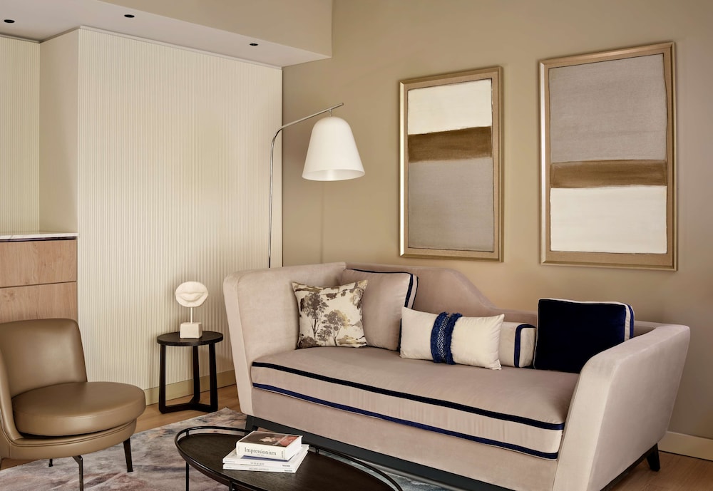 Suite, Garden Area photo 2