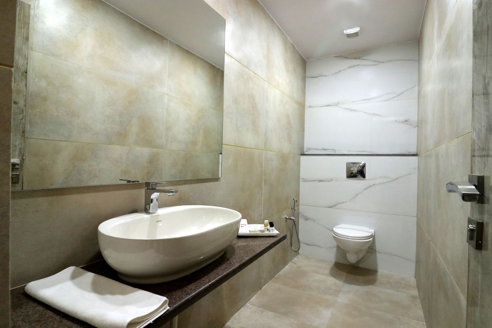 Executive Room - Photo 2