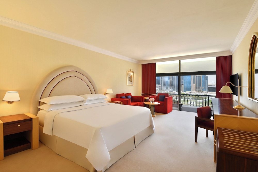 Deluxe Room, 1 King Bed, Balcony (View) - Photo 5