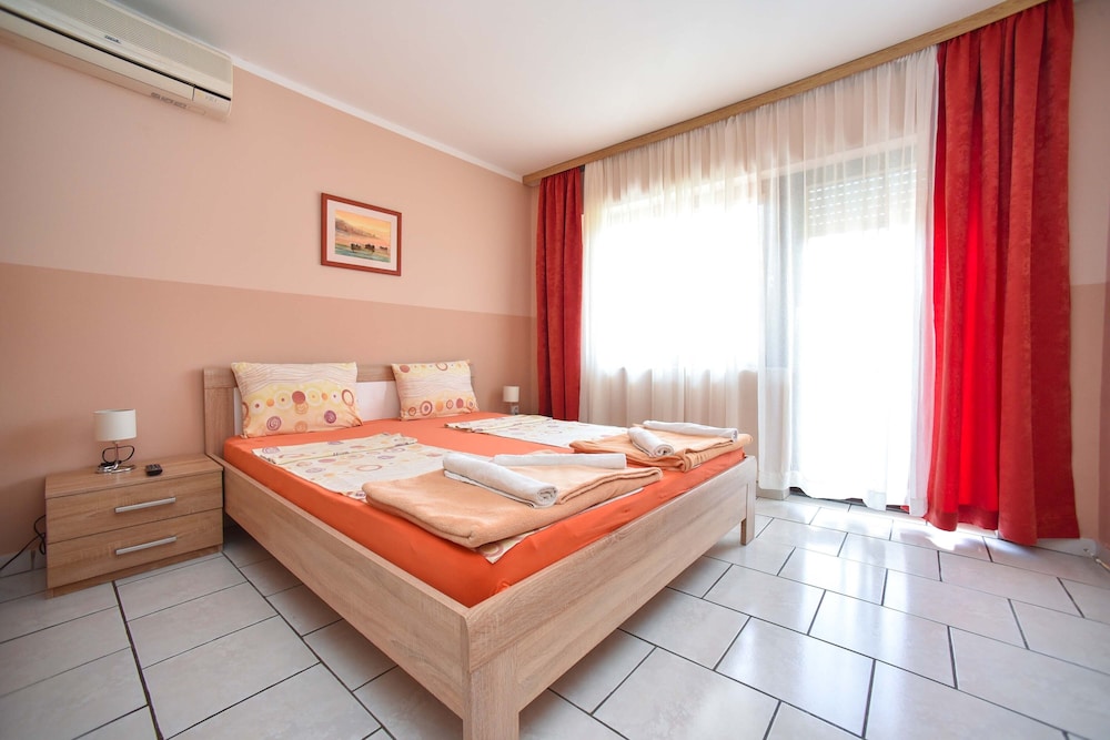 Apartment, 1 Bedroom (A4)
