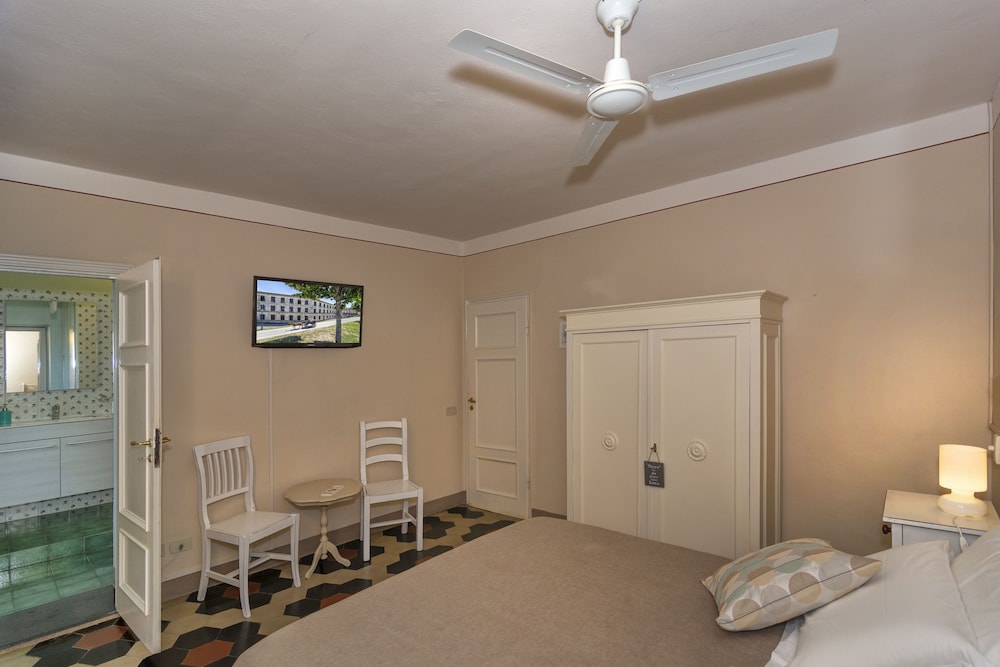 Double Room, Garden View (N) photo 2