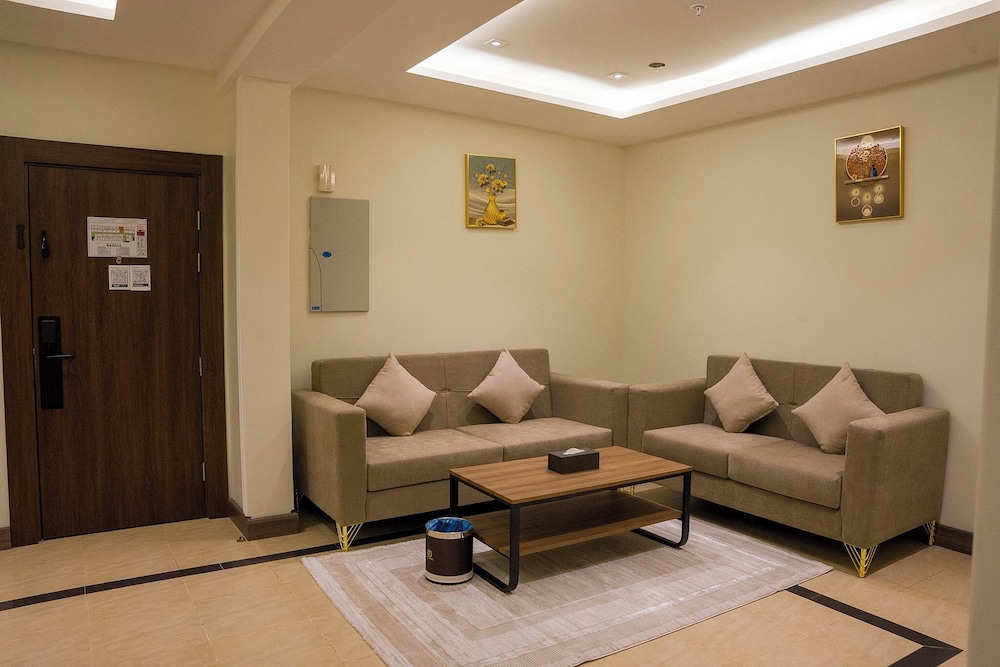 Economy Apartment, 1 Bedroom, Housekeeping, City View