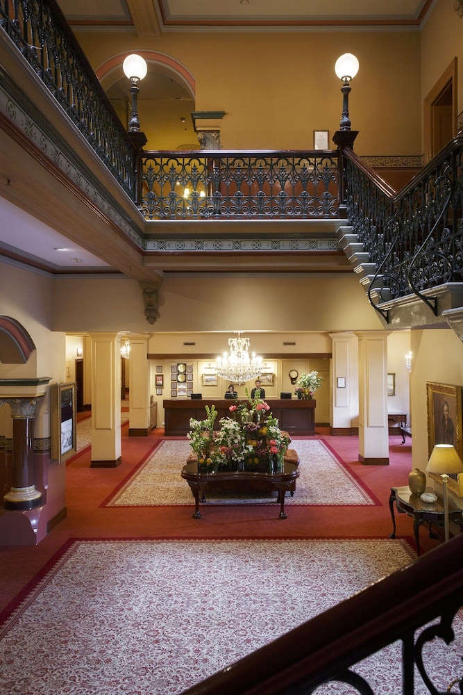 Premier Family Room