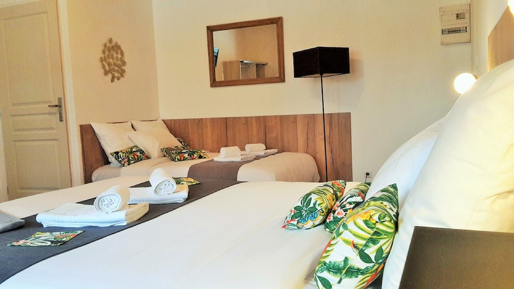Family Quadruple Room, Multiple Beds, Air conditioning