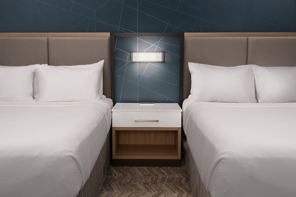 Studio Suite, 2 Queen Beds - Photo 2