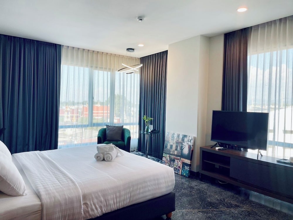Premium Room, 1 King Bed