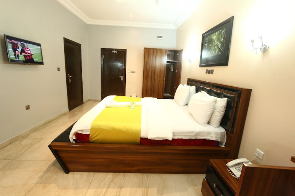 Standard Suite photo 1
