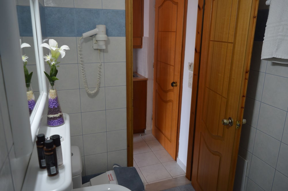 Standard Triple Room photo 3