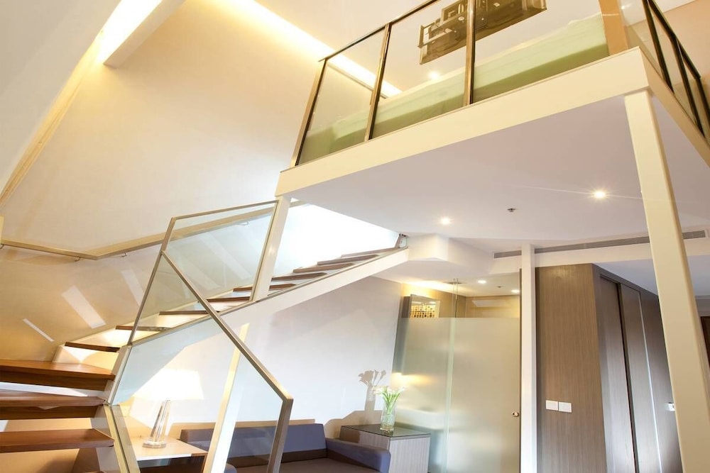 Loft King thumbnail 5