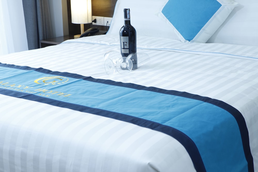 Junior Suite, City View photo 3