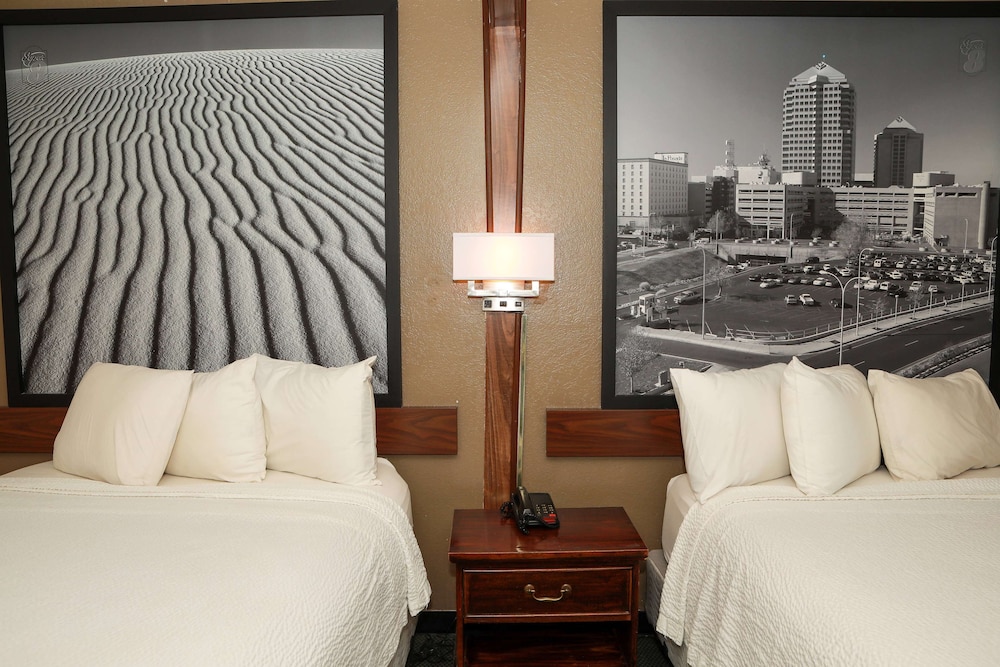 Double Room, 2 Double Beds - Photo 1