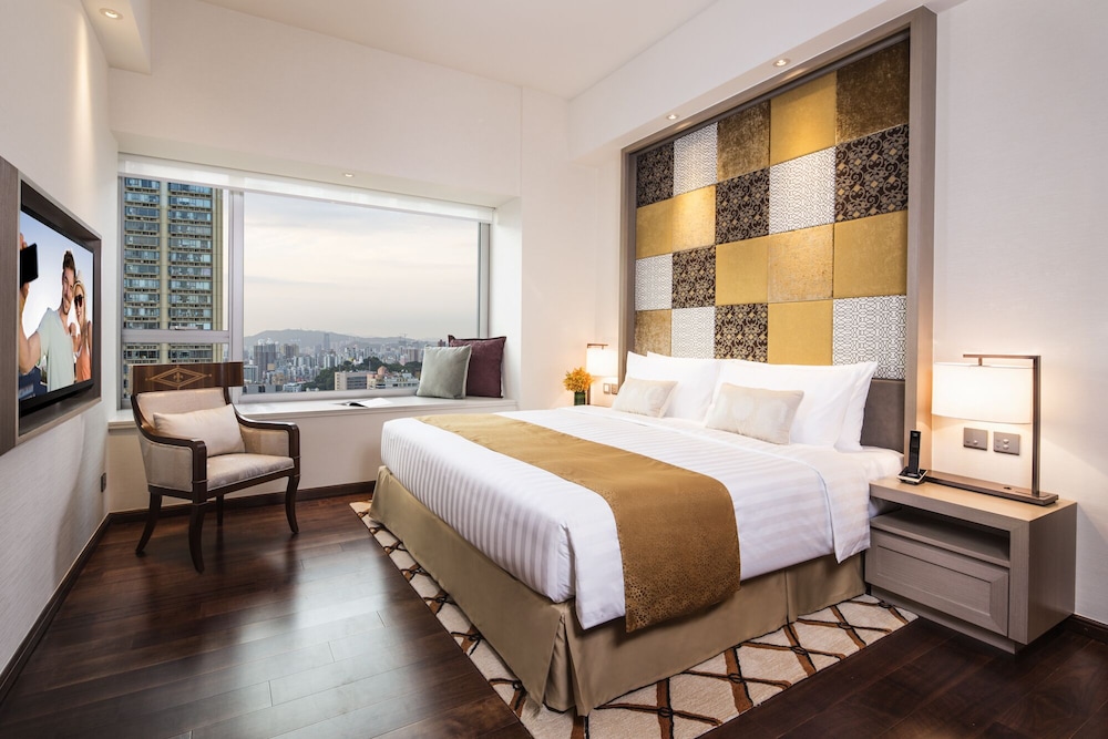 Executive Suite photo 2