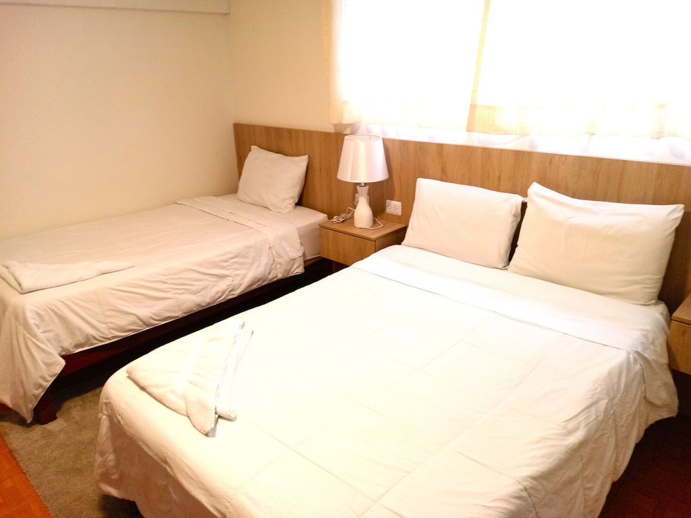 Business Twin Room photo 2
