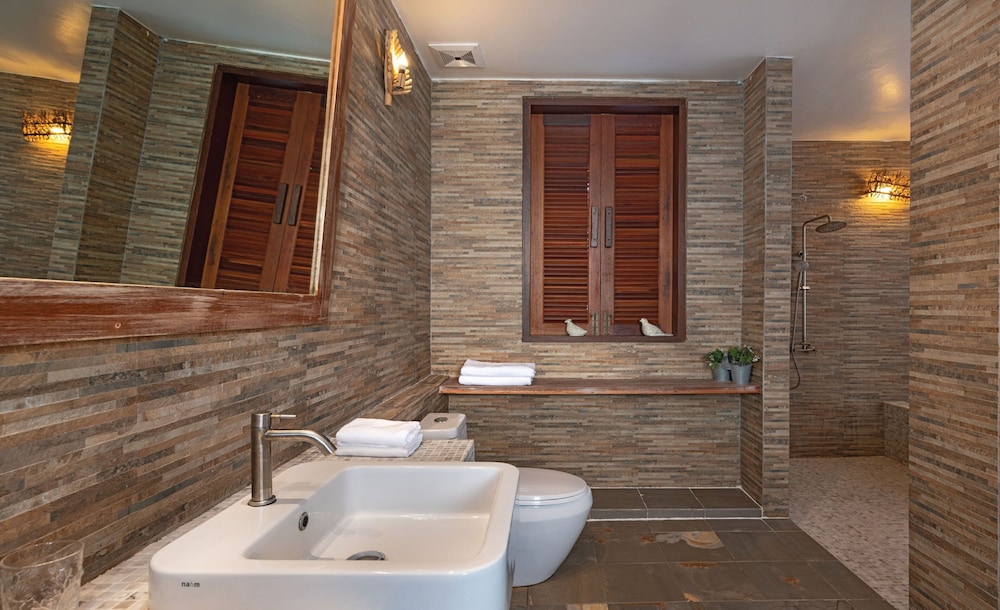 Pool Access Villa photo 2