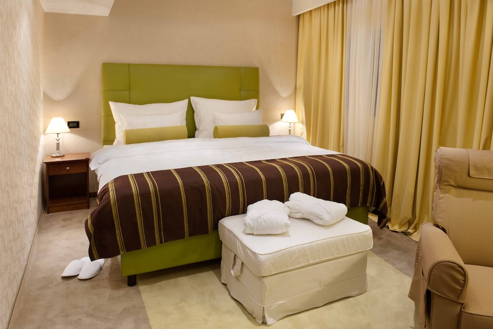 Deluxe Double Room, 1 King Bed