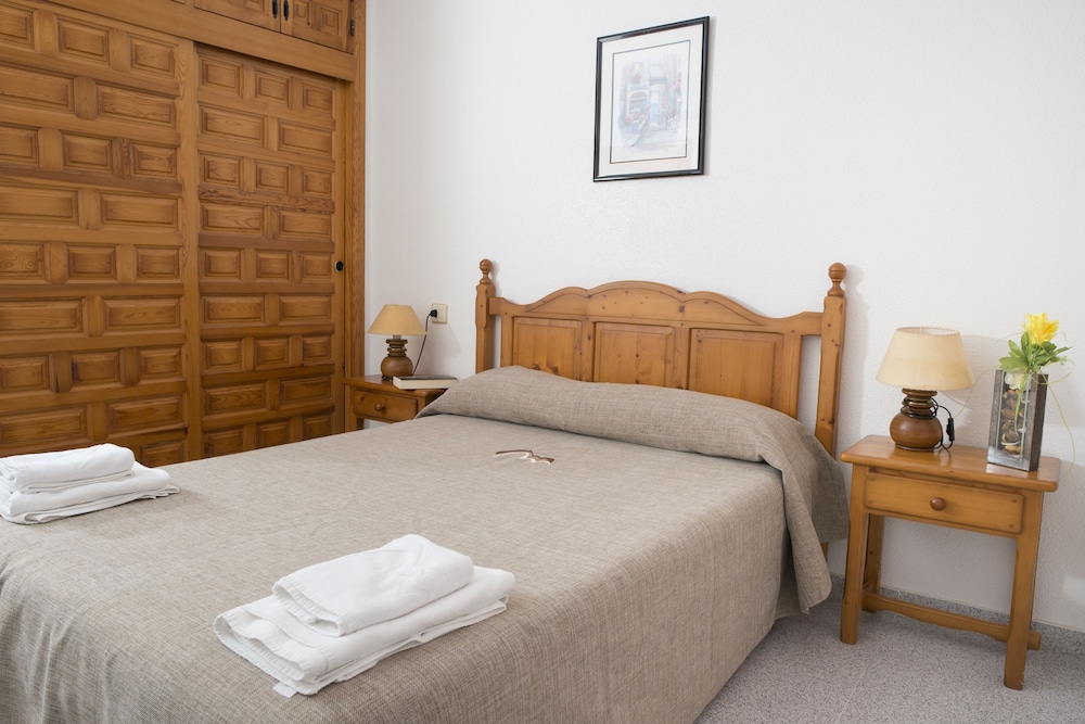 Apartamento, 2 habitaciones, Balcón (APG)