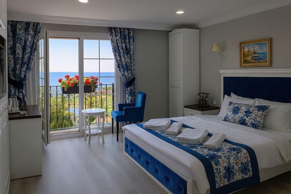 Double Room, Balcony, Sea View