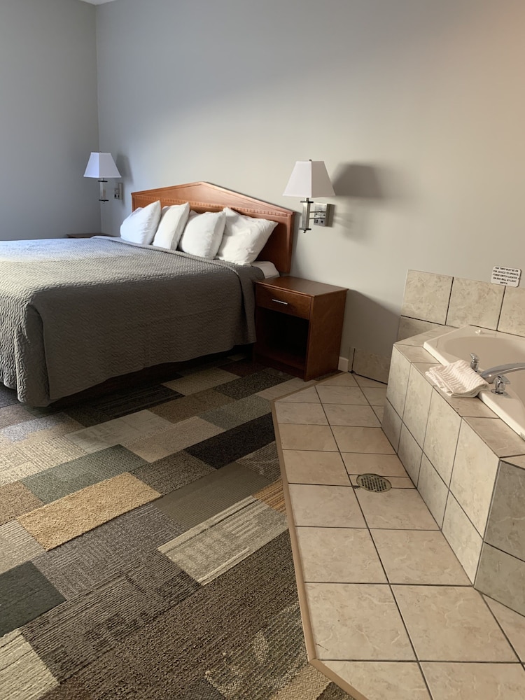 Room, 1 King Bed, Jetted Tub