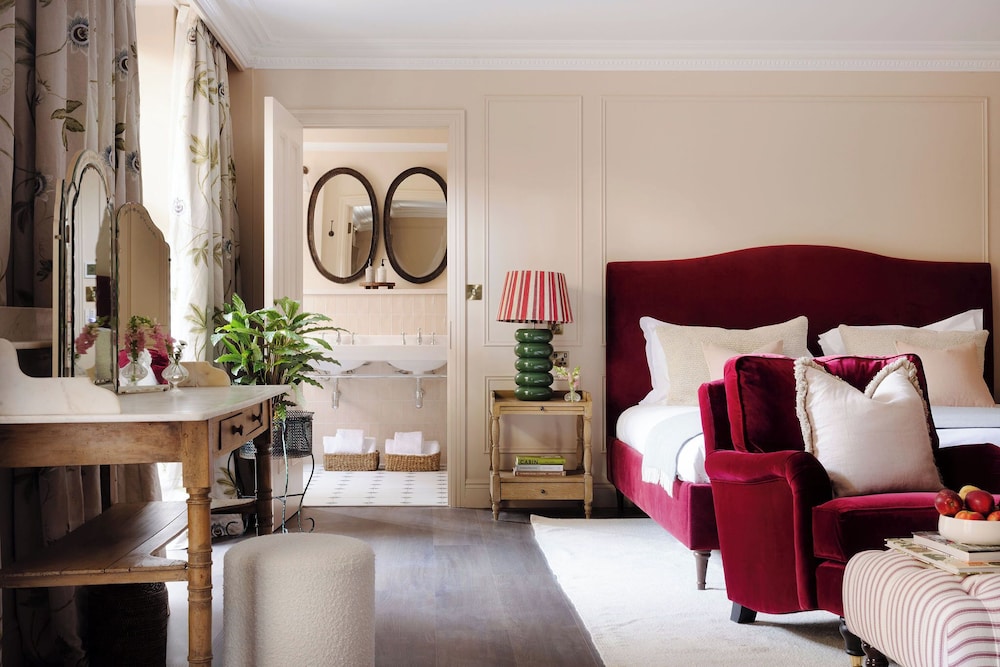 The Orchard Suite (Not Pet Friendly)