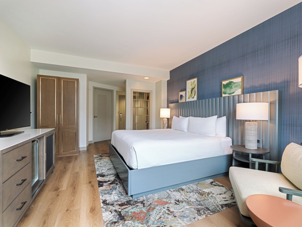 Standard Room, 1 King Bed - Photo 2
