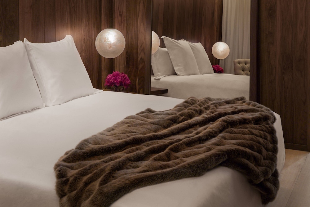 Suite, 1 Double Bed photo 3