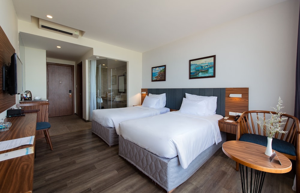 Superior Room, Garden View photo 2