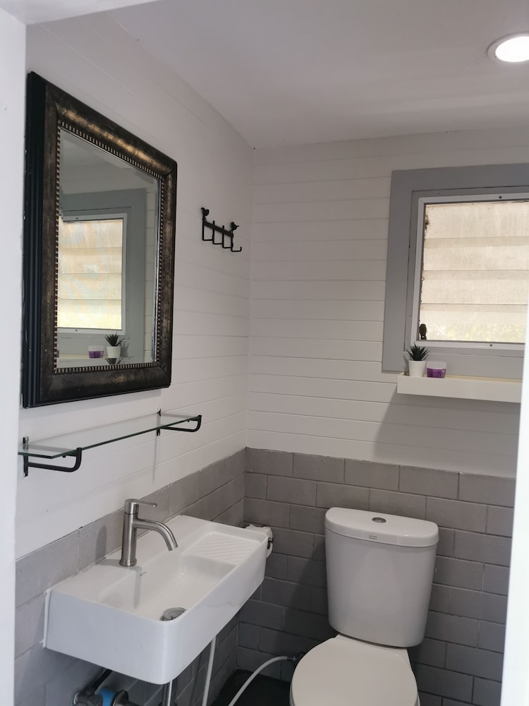Standard Suite, River View photo 2